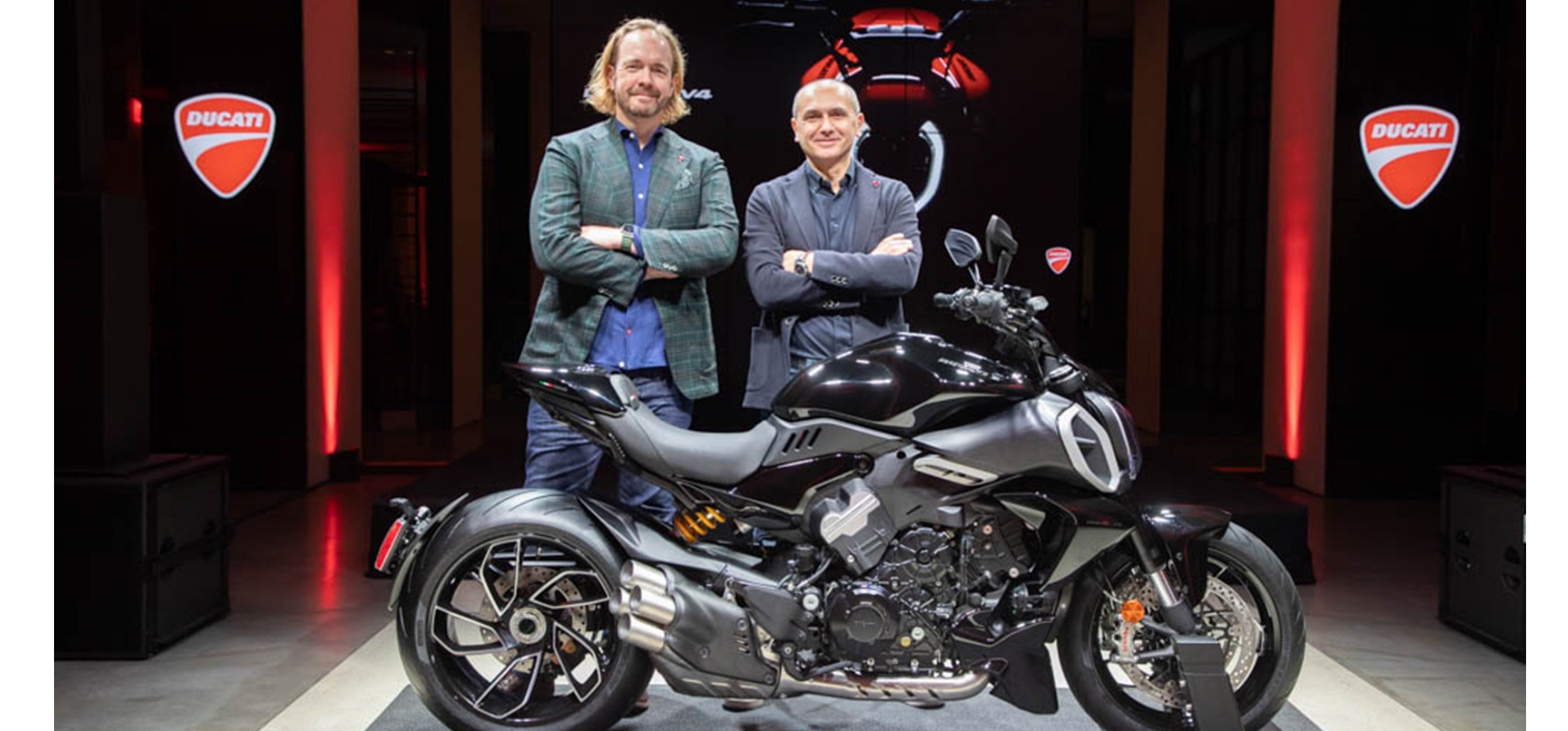 Ducati design stars around the world with the "Diavel V4 Design Nights"