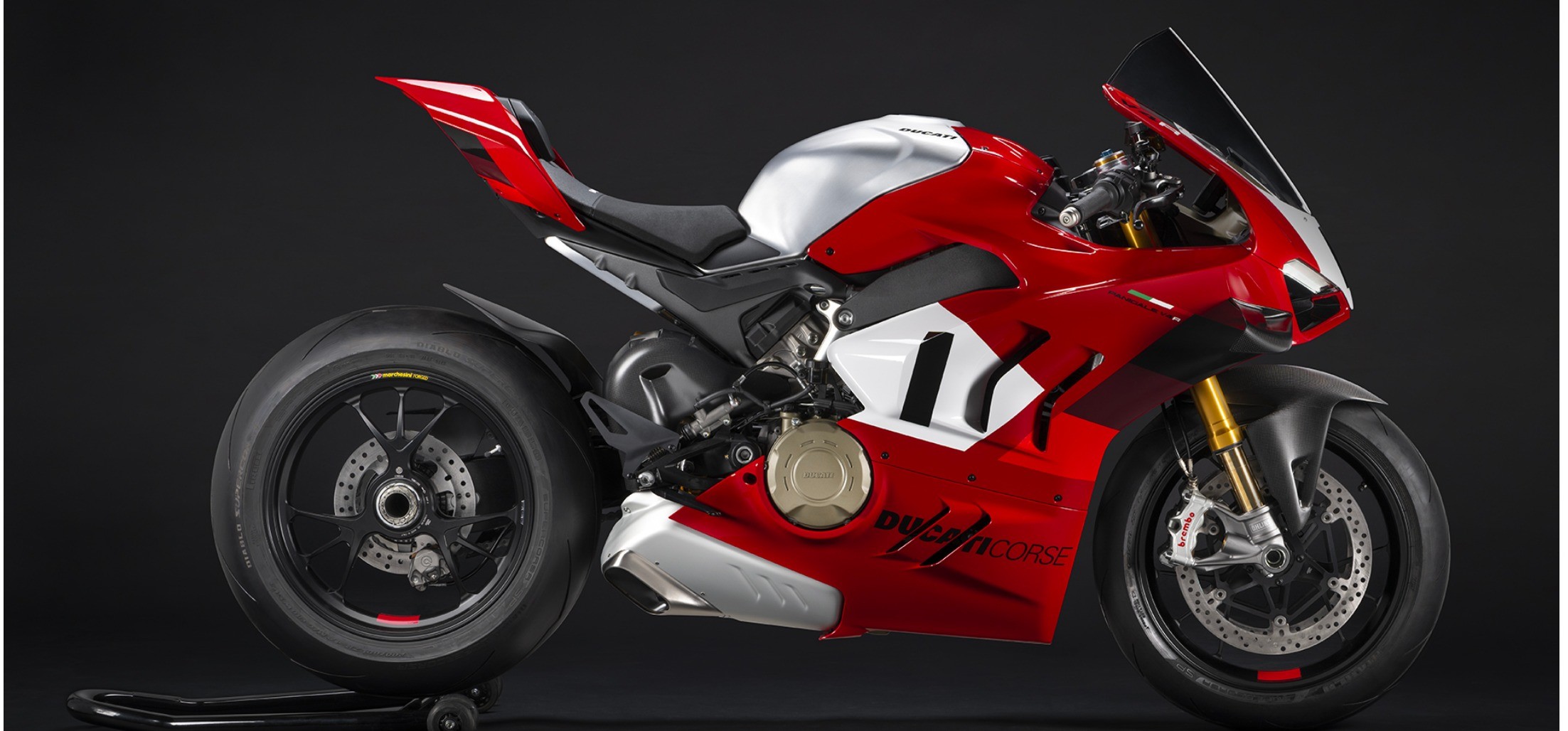 Ducati presents the new Panigale V4 R