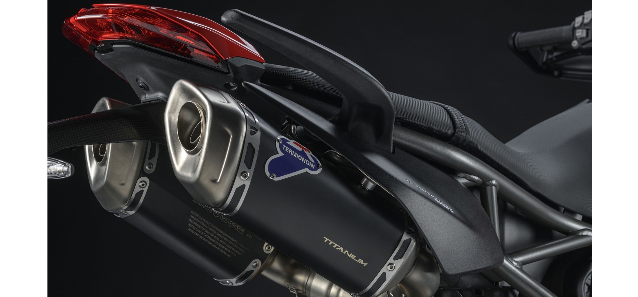 Hypermotard 950 Ducati Performance accessories